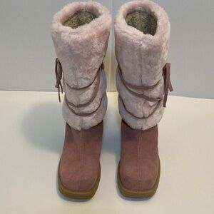 Eye-Catching Pink Faux Fur and Leather Winter Boots